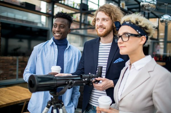 Quelles sont les meilleures techniques pour observer la faune nocturne en camping?